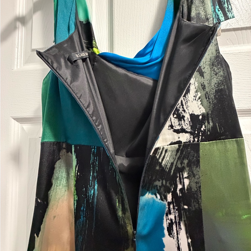 Black Halo Sleeveless Silk Dress - Picture 11 of 11